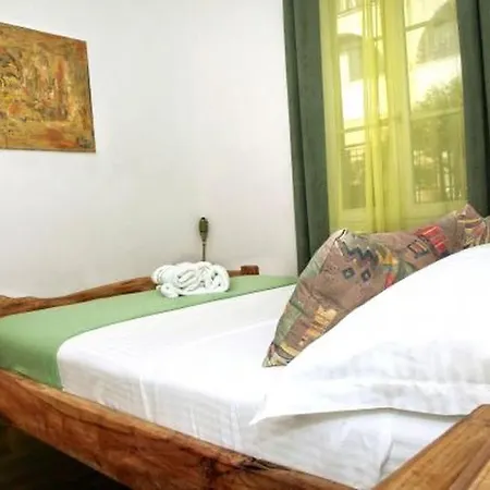 In With Sea View, Terrace, Air Conditioning, W-lan 5065-1 Apartman Trogir
