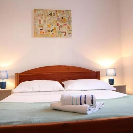Apartment In With Sea View, Terrace, Air Conditioning, W-lan 5065-1 Trogir
